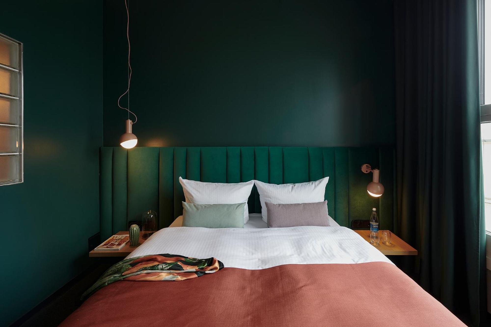 Basecamp Hotel ドルトムント エクステリア 写真